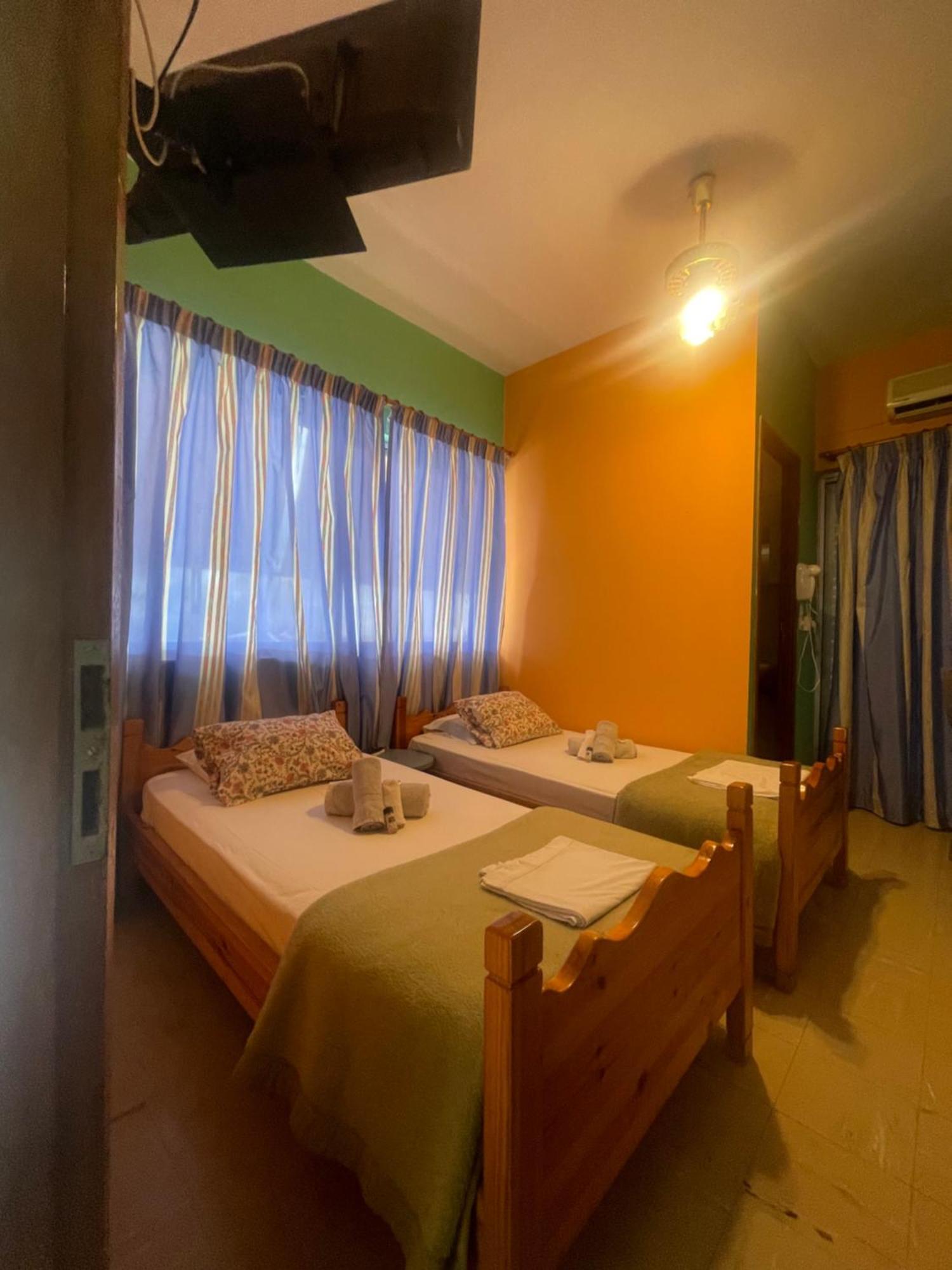 Pislis Rooms Kamena Vourla Exterior foto